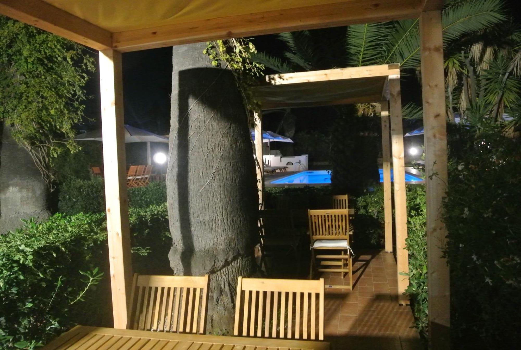 Villa Carlotta Resort 산리온 외부 사진