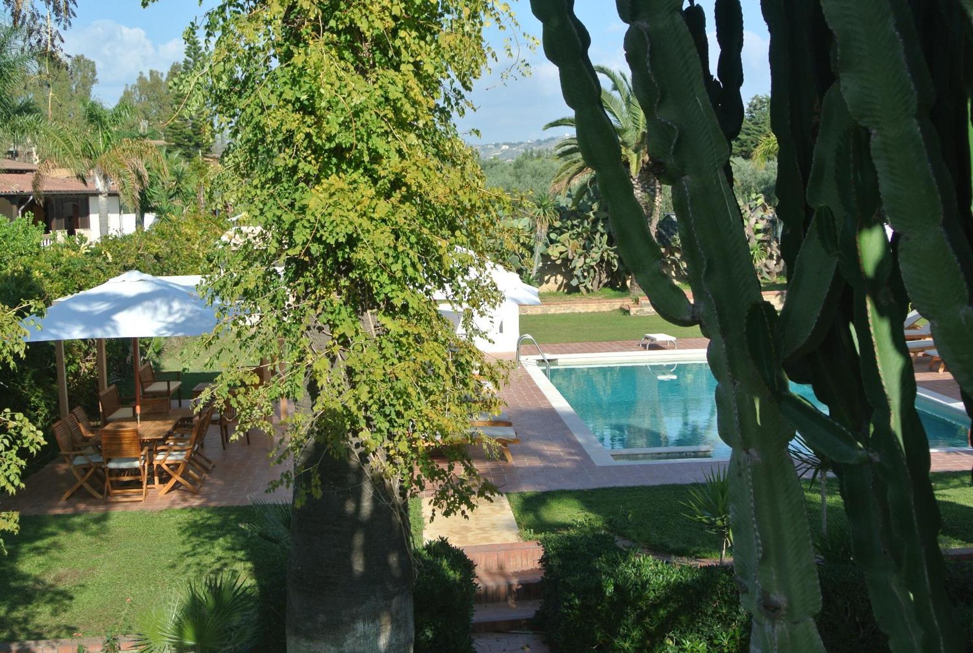 Villa Carlotta Resort 산리온 외부 사진